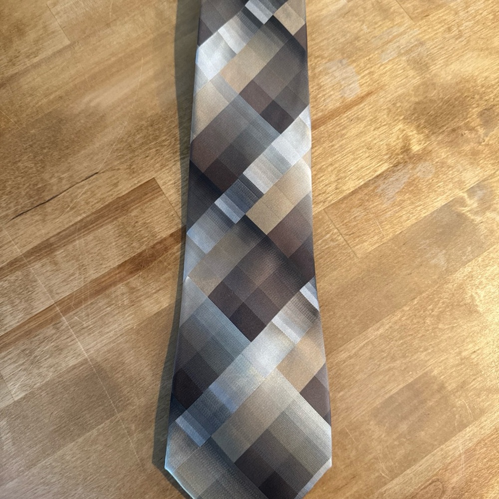 Stylish Brown and Gray Geometric Tie